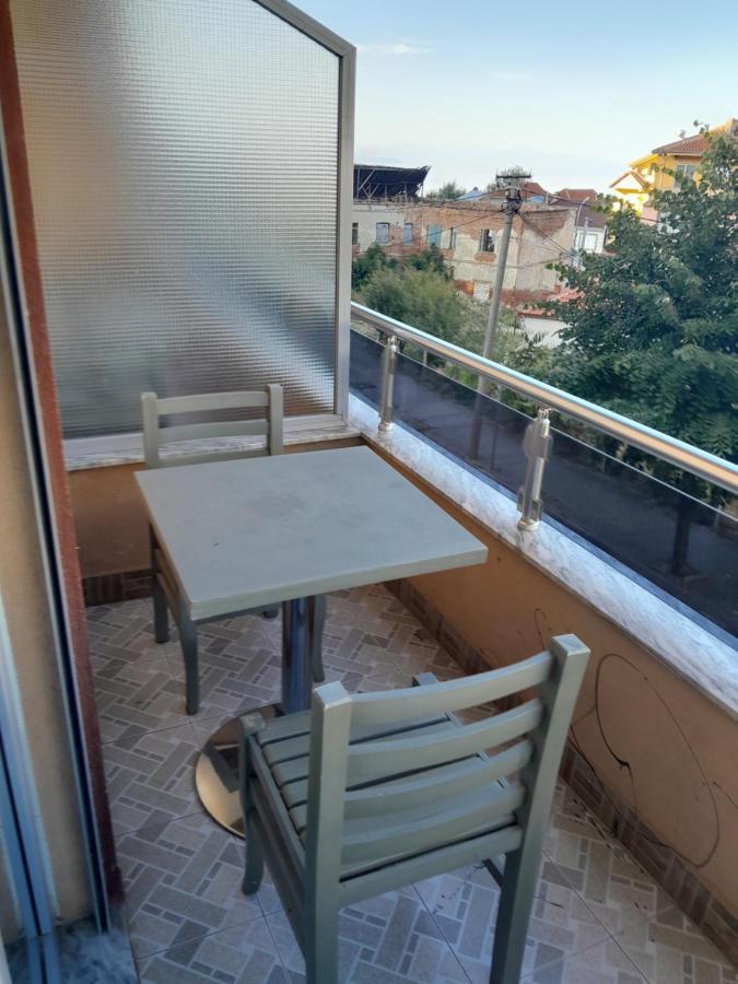 Hotel Yjet Pogradec Exterior photo